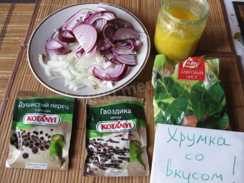 Шаг 1 приготовления Маринованный лук с медом к шашлыку и мясу