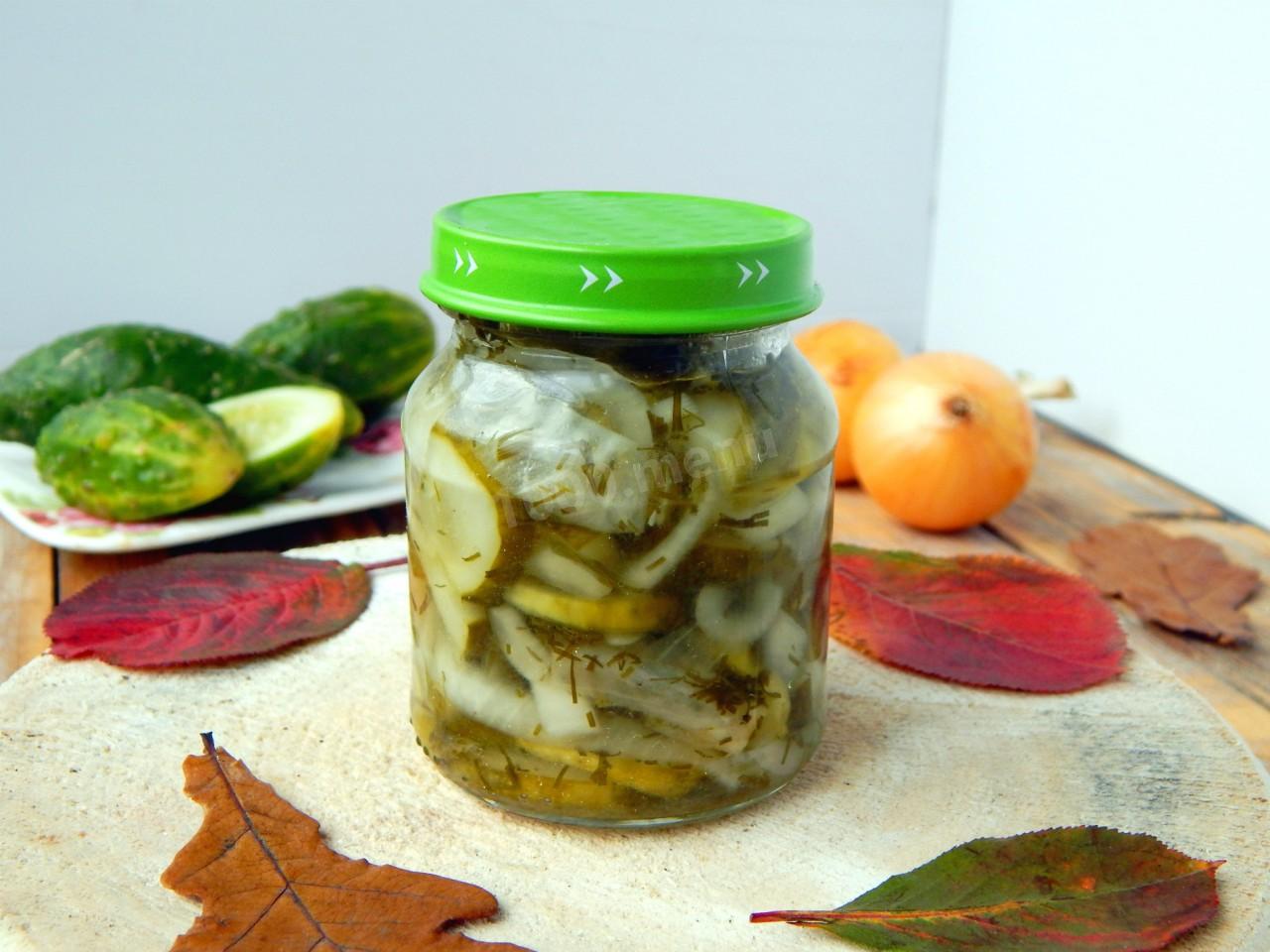 Обложка рецепта Огурцы с луком и маслом на зиму