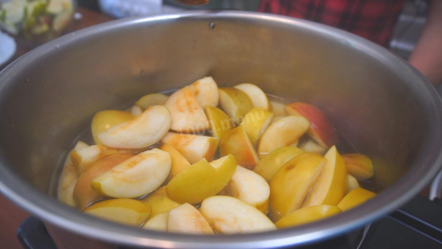 Шаг 3 приготовления Очень вкусное варенье - букет яблок без сомнения