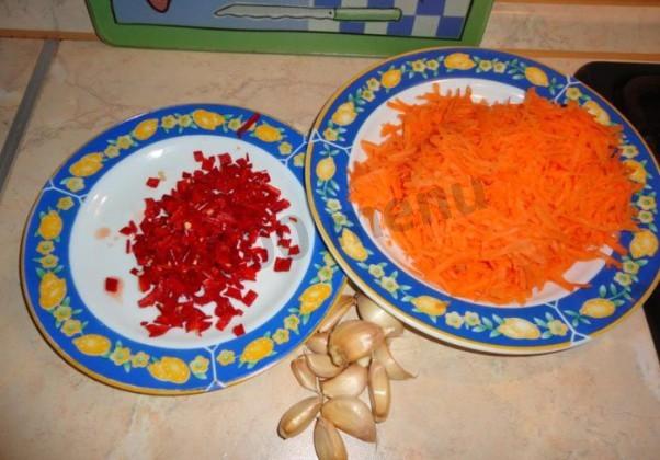 Шаг 3 приготовления Турша из стручковой фасоли с морковью и чесноком на зиму