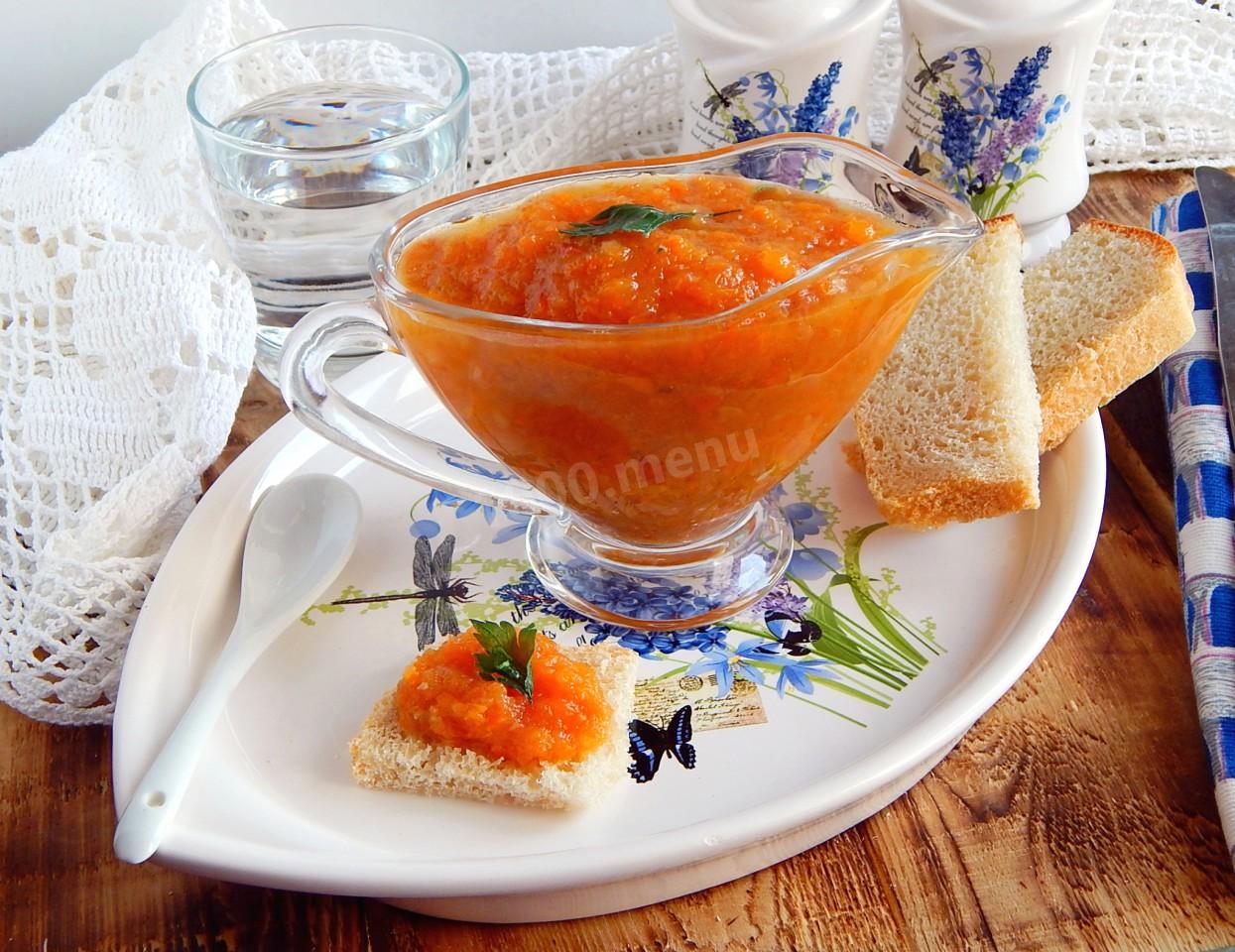 Обложка рецепта Икра из моркови с помидорами на зиму