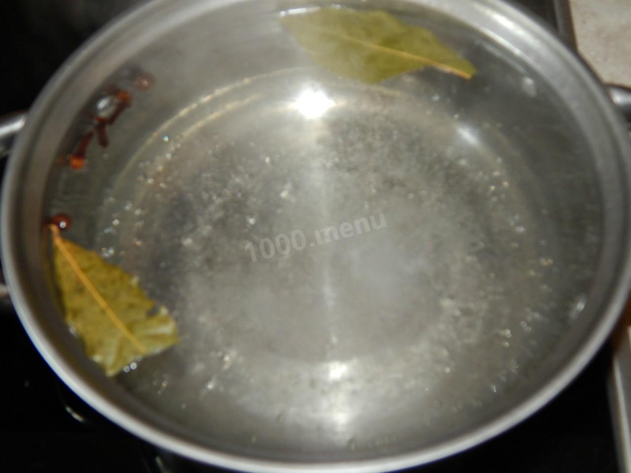 Шаг 9 приготовления Маринованные помидоры с медом на зиму