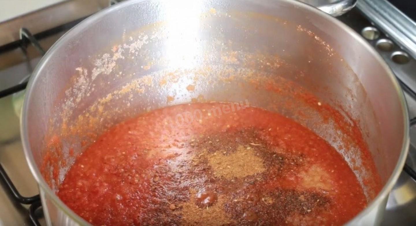 Шаг 5 приготовления Домашняя аджика с яблоками, морковью и перцем