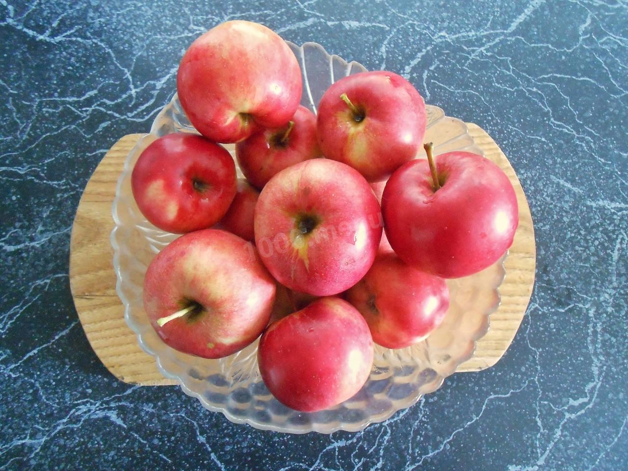 Шаг 2 приготовления Моченые яблоки в банках